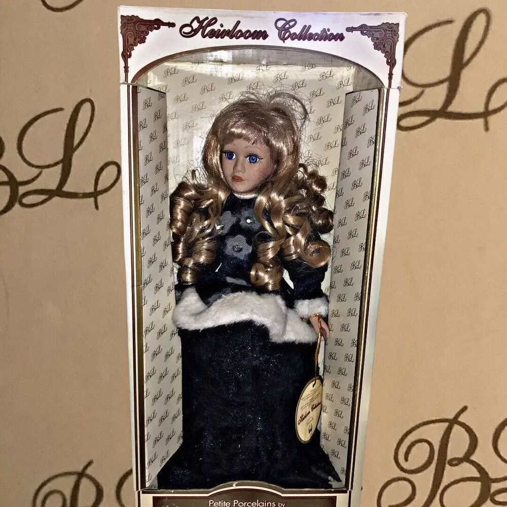 The Heirloom Collection Petite Porcelain Doll-Blonde, Limited Edition 0000055